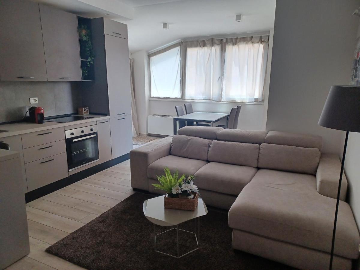 西维尔诺瓦·马尔凯Residenza Sul Mare公寓 外观 照片